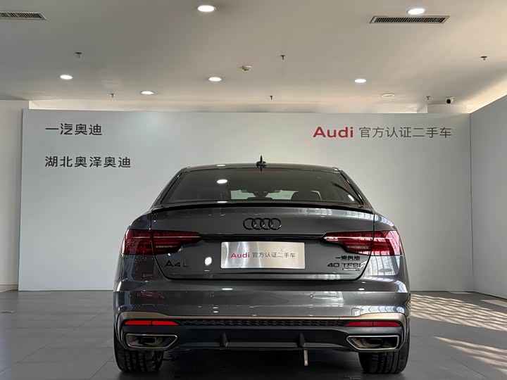 Фото 3 - Audi A4L