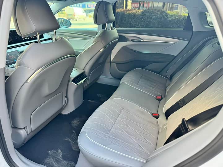 Фото 5 - Voyah Passion