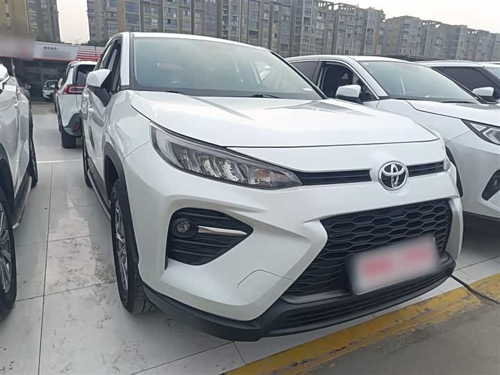 Фото 4 - Toyota Wildlander