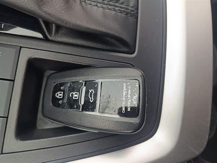 Фото 9 - Toyota Wildlander