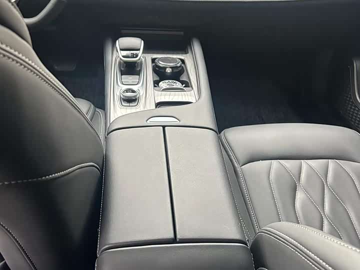 Фото 9 - Chery Arrizo 8