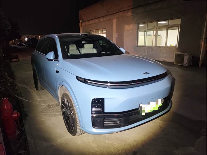 Фото 2 - LiXiang L7