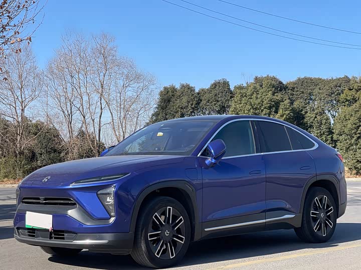 Фото 1 - Nio EC6