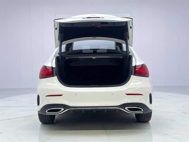 Фото 9 - Mercedes-Benz A-Class