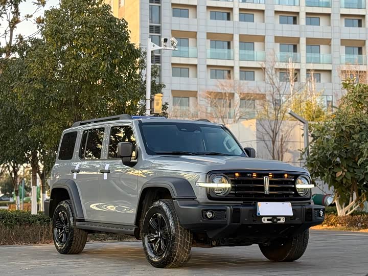 Фото 3 - Tank 300