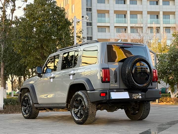 Фото 9 - Tank 300