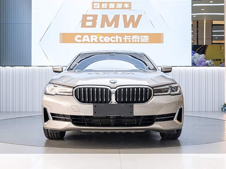 Фото 1 - BMW 5 Series