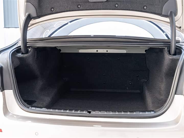 Фото 6 - BMW 5 Series