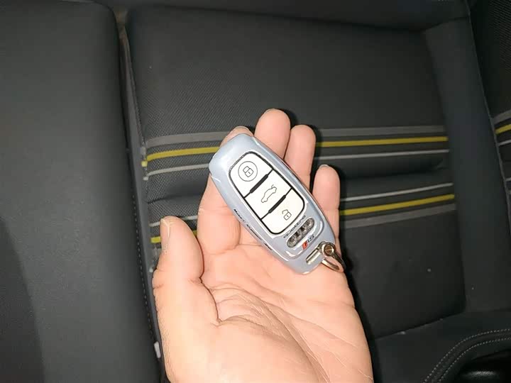 Фото 9 - Audi A3