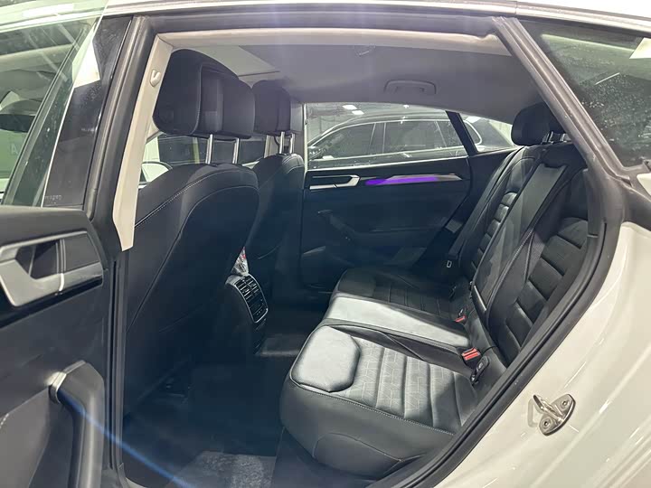 Фото 7 - Volkswagen CC