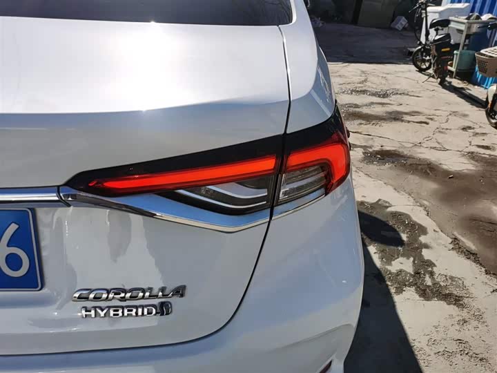 Фото 8 - Toyota Corolla