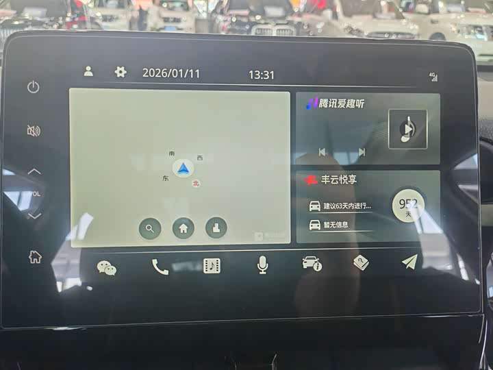 Фото 9 - Toyota Camry