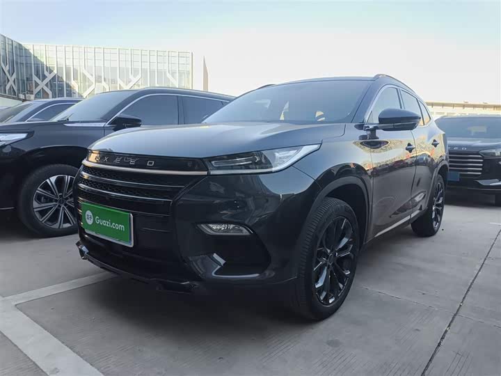 Фото 2 - Exeed TX