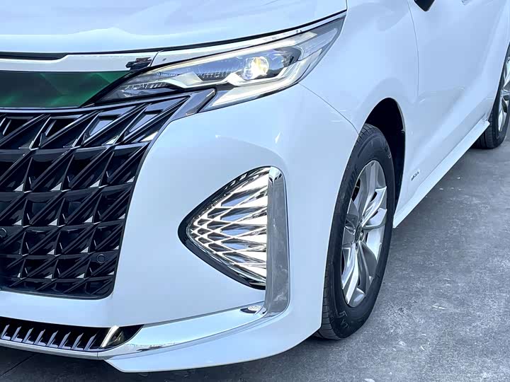 Фото 4 - Toyota Sienna