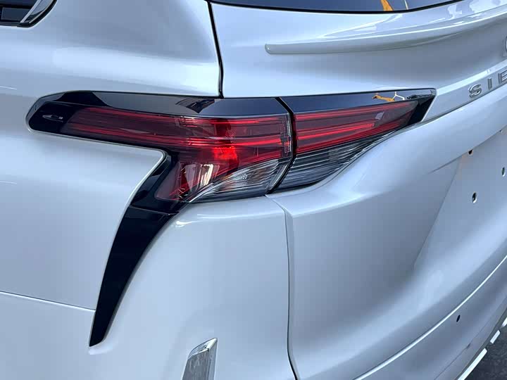 Фото 6 - Toyota Sienna