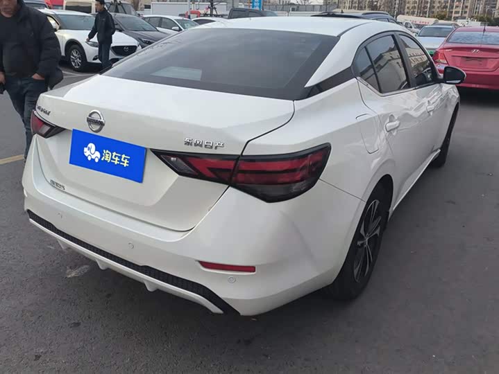 Фото 3 - Nissan Sylphy