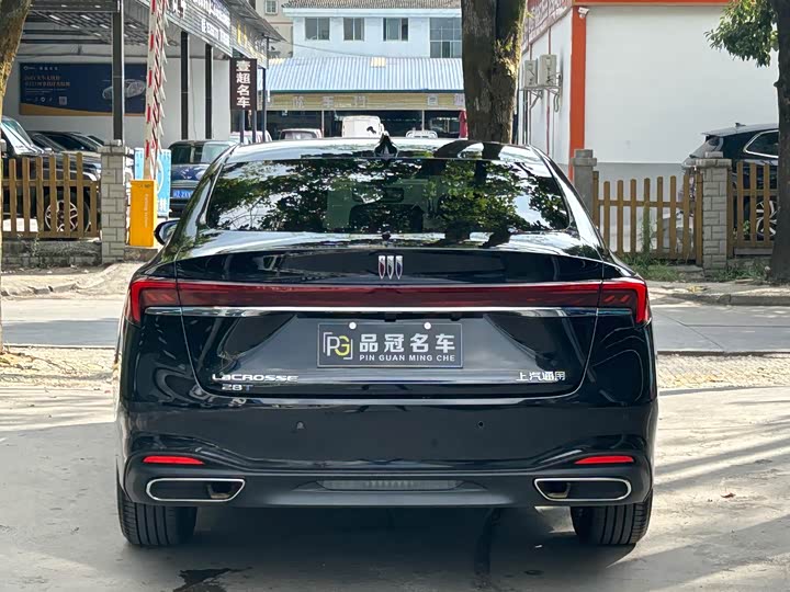 Фото 8 - Buick LaCrosse