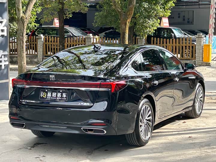 Фото 9 - Buick LaCrosse