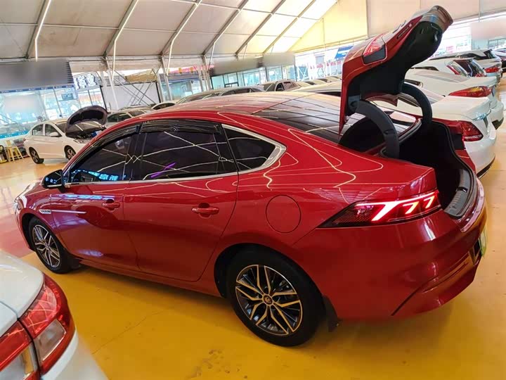 Фото 5 - BYD Qin Plus