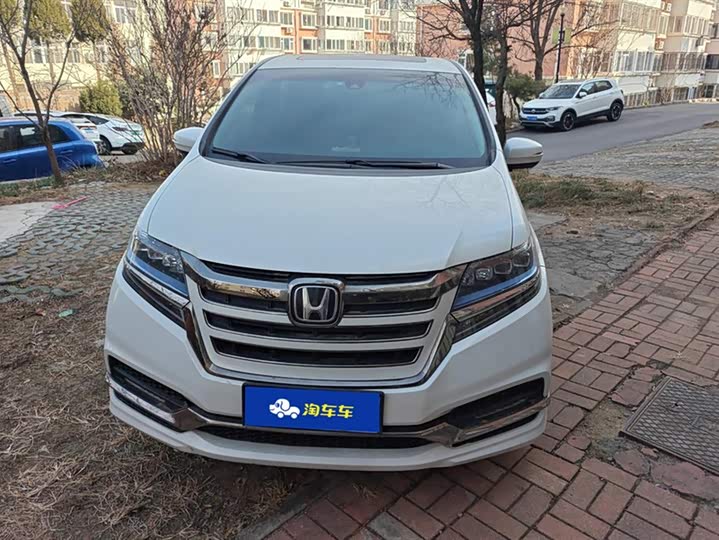 Фото 2 - Honda Elysion