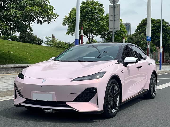 Фото 1 - Changan Deepal SL03