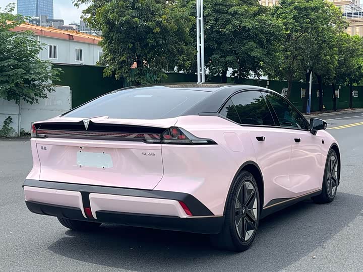 Фото 6 - Changan Deepal SL03