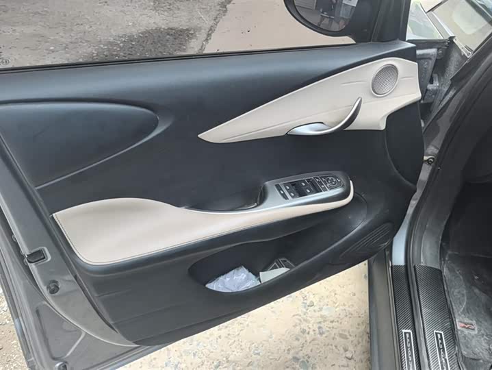 Фото 7 - BYD Dolphin