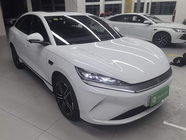 Фото 4 - BYD Qin L