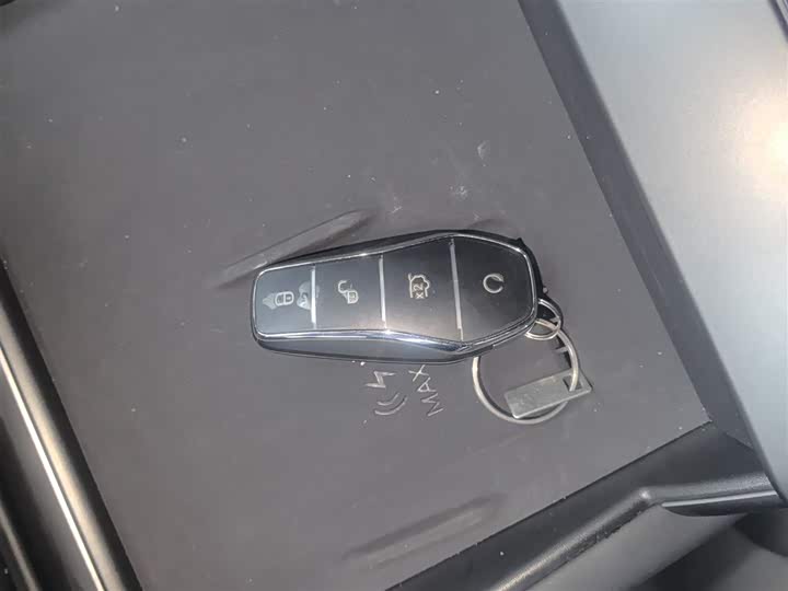 Фото 9 - BYD Qin L