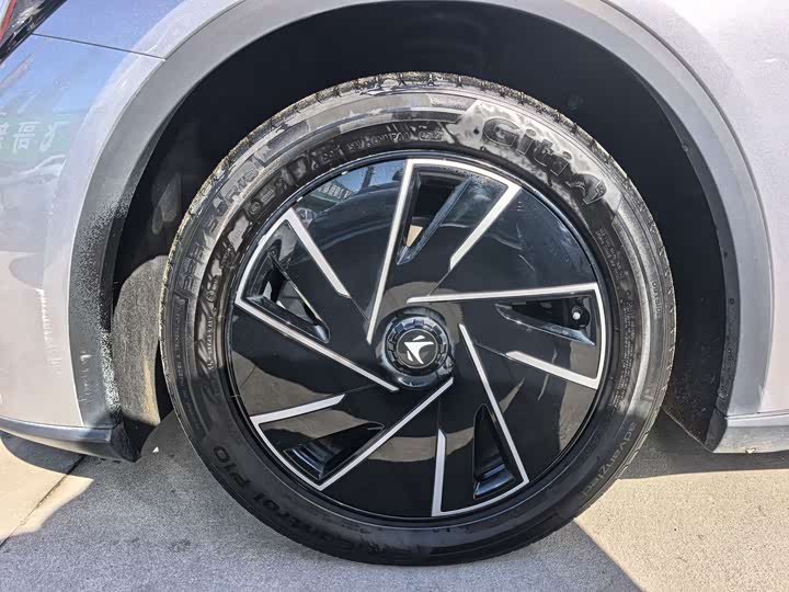 Фото 7 - BAIC Arcfox Alpha S5