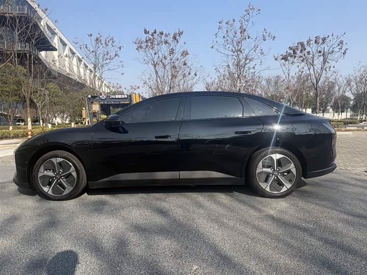 Фото 2 - XPeng Mona M03