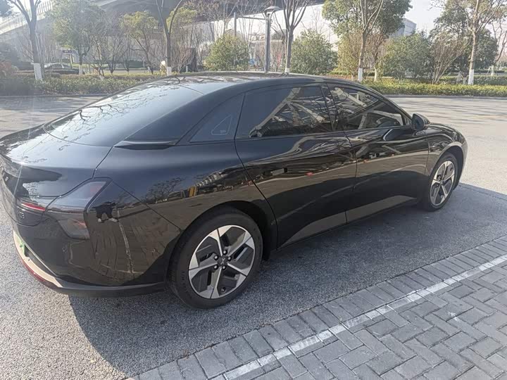 Фото 5 - XPeng Mona M03