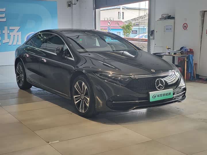 Фото 3 - Mercedes-Benz EQS