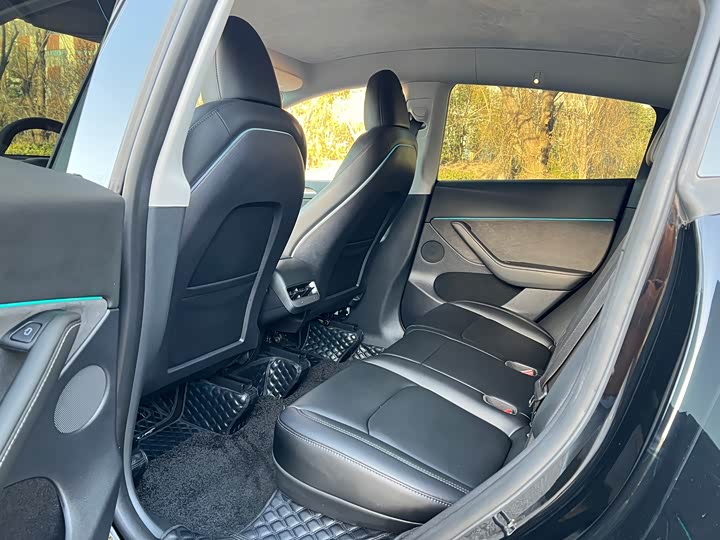 Фото 9 - Tesla Model Y