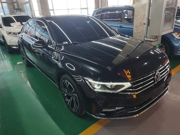 Фото 4 - Volkswagen Magotan