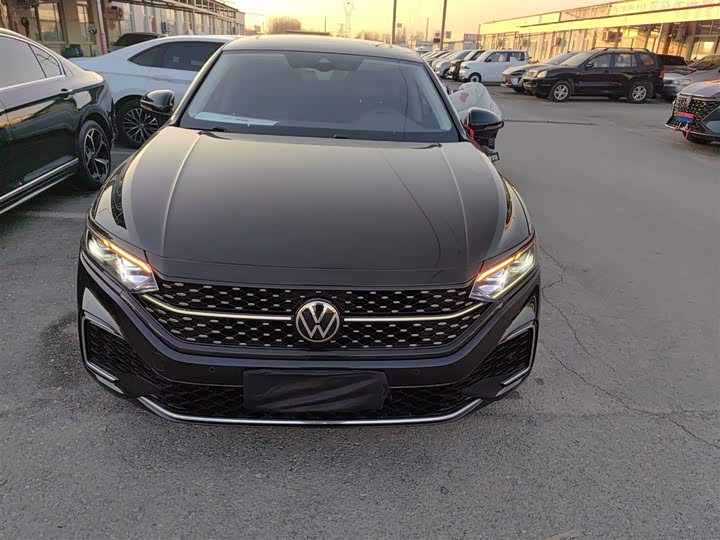 Фото 3 - Volkswagen Passat