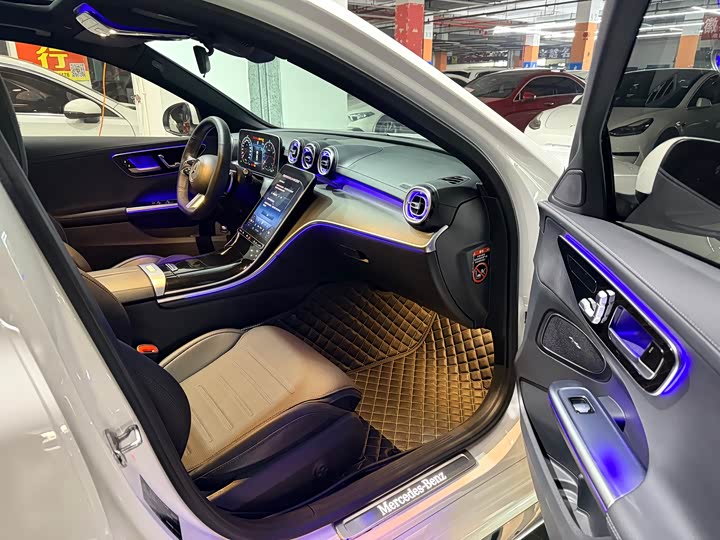 Фото 5 - Mercedes-Benz C-Class