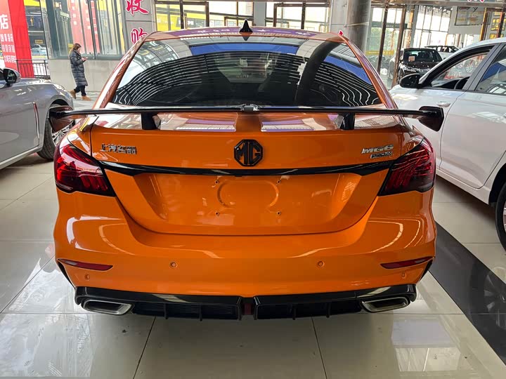 Фото 8 - MG Motor 6