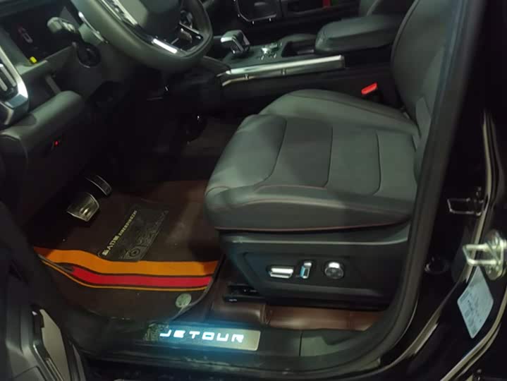 Фото 9 - Jetour T2