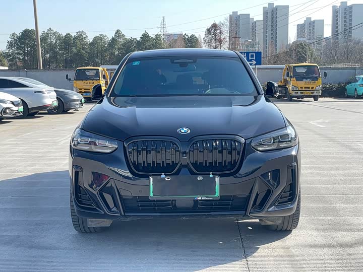 Фото 2 - BMW iX3