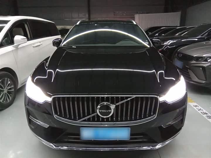 Фото 3 - Volvo XC60