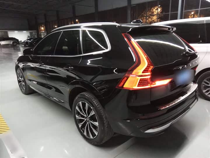 Фото 5 - Volvo XC60