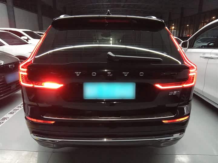 Фото 6 - Volvo XC60