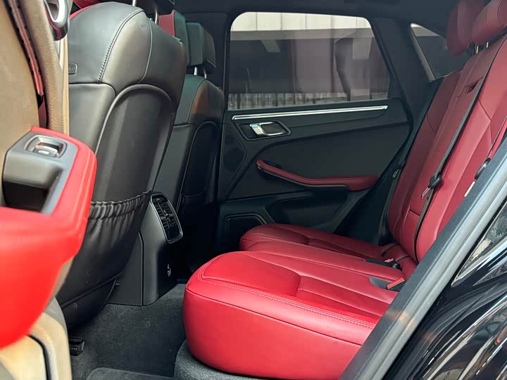 Фото 9 - Porsche Macan