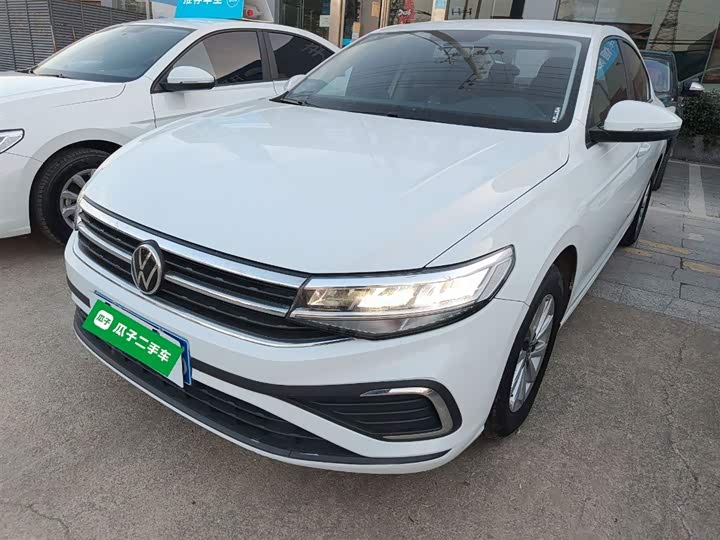 Фото 1 - Volkswagen Bora