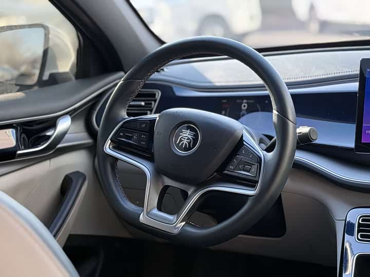 Фото 6 - BYD Qin Plus