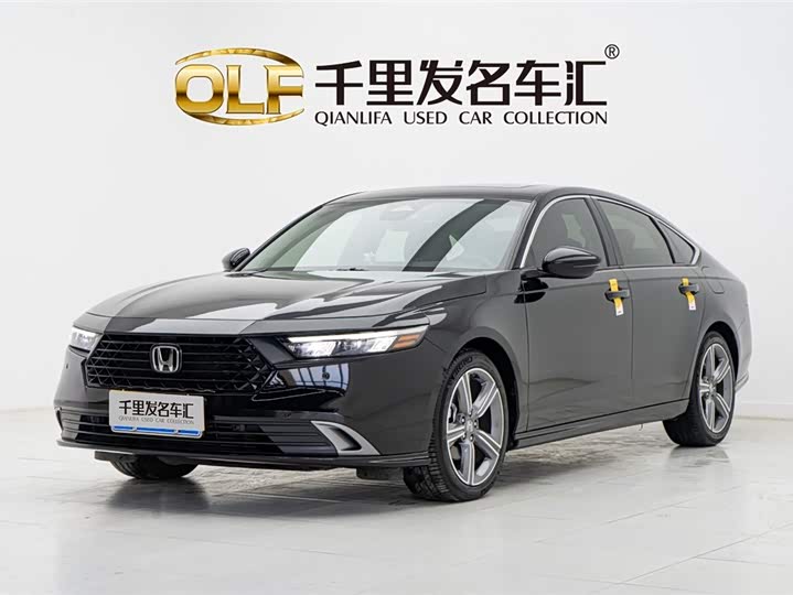 Фото 1 - Honda Accord