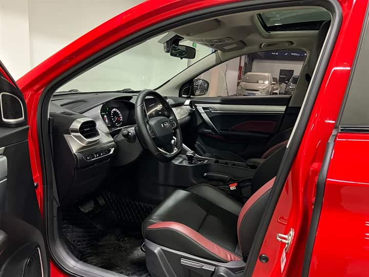 Фото 8 - Geely Coolray