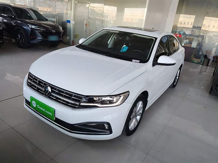 Фото 2 - Volkswagen Bora