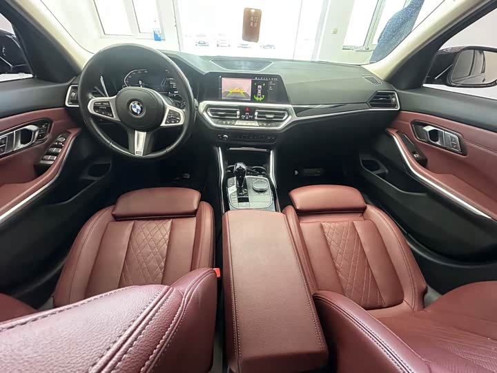 Фото 8 - BMW 3 Series